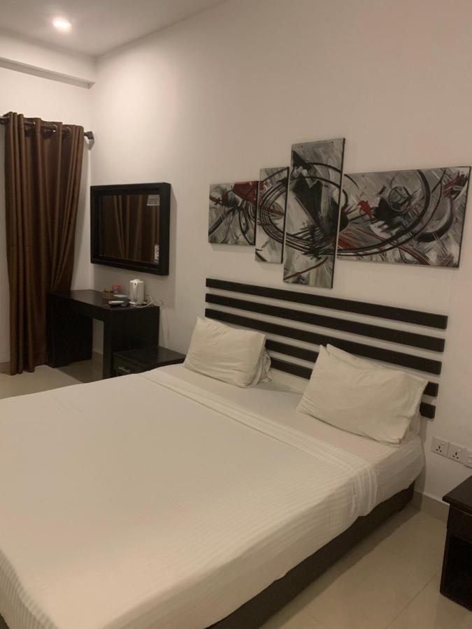 Sunrise Palace Negombo Exteriér fotografie